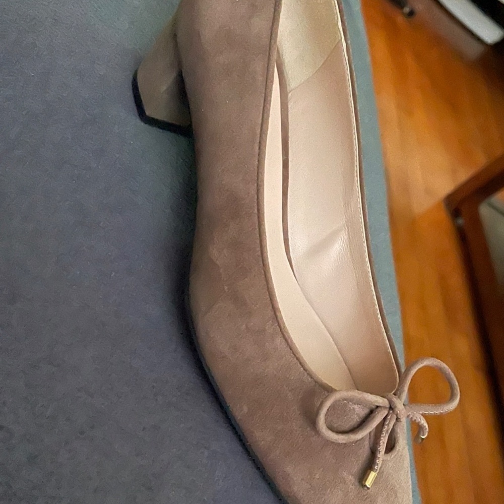 Shoes - Picture 2 of 3